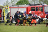 Wypadek na DK 25 w Obkasie. Rannego mężczyznę zabrał śmigłowiec LPR [zdjęcia]
