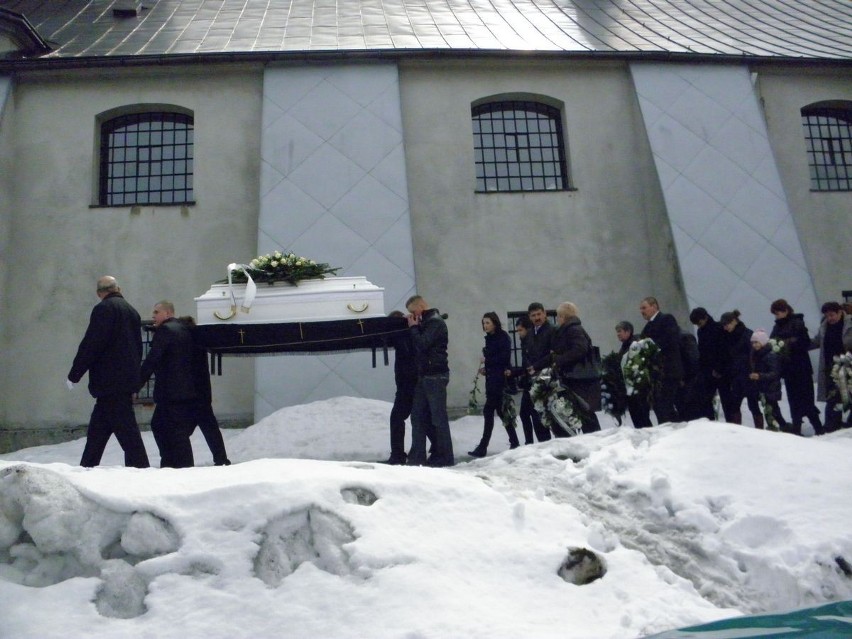 Pogrzeb Antoniego Juroszka, skoczka z Istebnej [ZDJĘCIA]