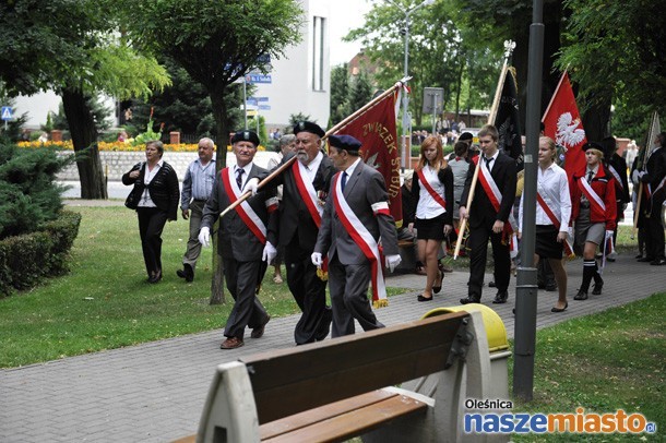 Oleśniczanie uczcili 74. rocznicę wybuchu II wojny światowej (GALERIA ZDJĘĆ)