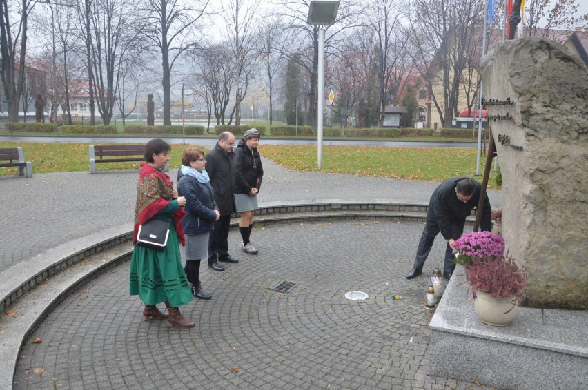 Obchody Święta Niepodległości 2015 w Węgierskiej Górce [ZDJĘCIA]