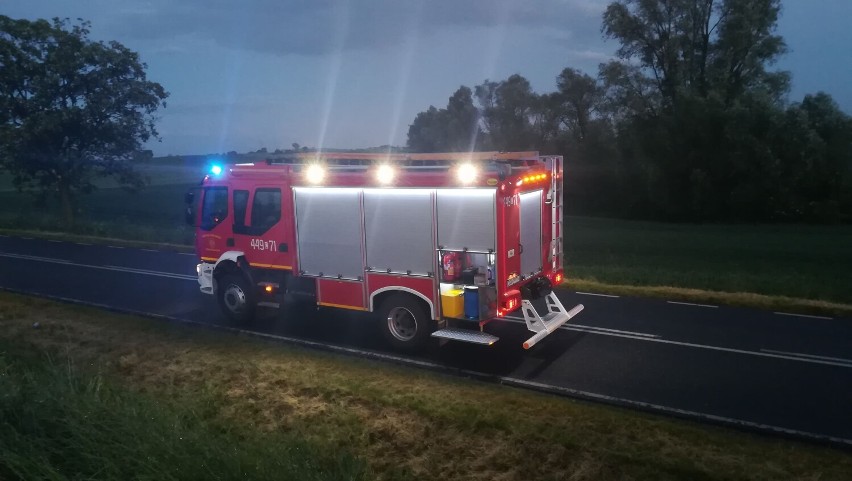 Wypadek w Czeczewie pod Grudziądzem. Dachowało i doszczętnie rozbite zostało bmw