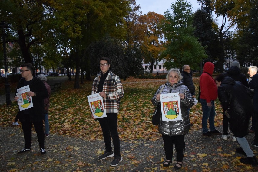 Dziesięć osób wzięło udział w "Marszu Prawdziwego Herbu Suwałk" 