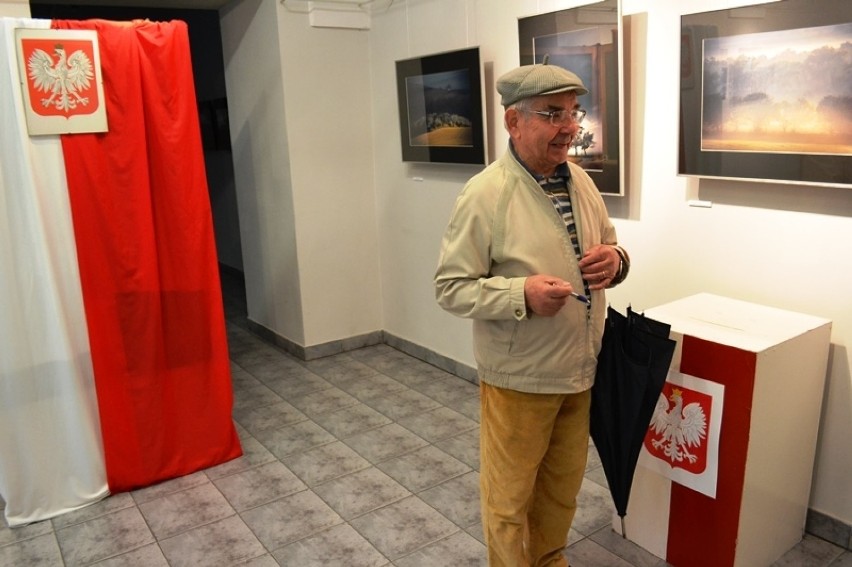 W Bielsku-Białej wybierają prezydenta i rady osiedlowe