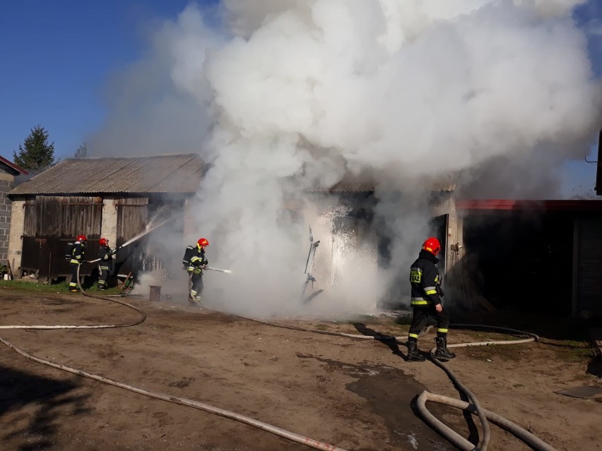 Pożar budynku w Zborowskich [zdjęcia]        