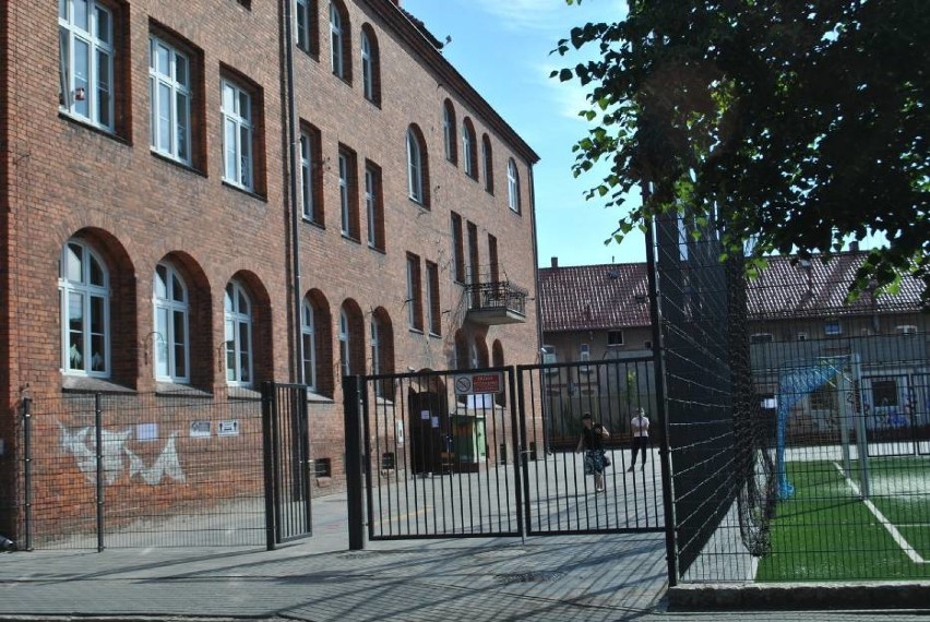 Szkoła Podstawowa nr 1 w Wolsztynie w trybie zdalnym