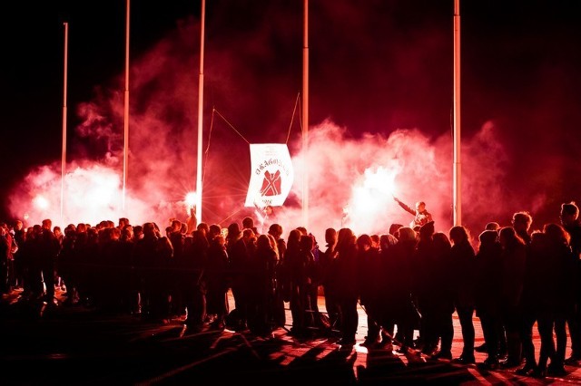 Inscenizacja "Wielkopolska niepodległa" odbyła się na placu przed I LO w Gnieźnie
