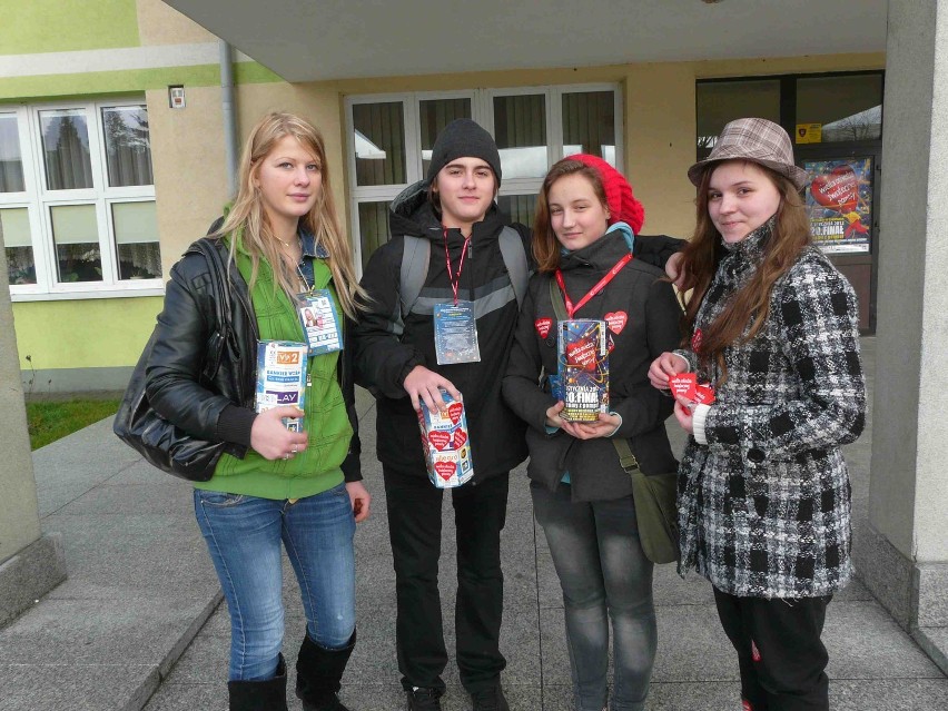 Gimnazjaliści z „dwójki” tuż przez wyruszeniem na zbiórkę