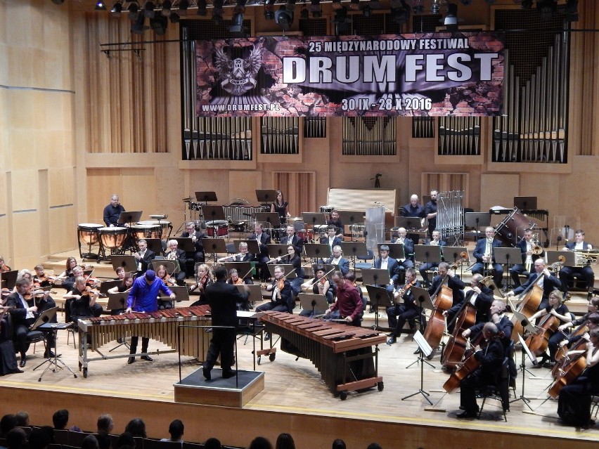Koncert w Filharmonii Opolskiej podczas 25. Drum Festu.