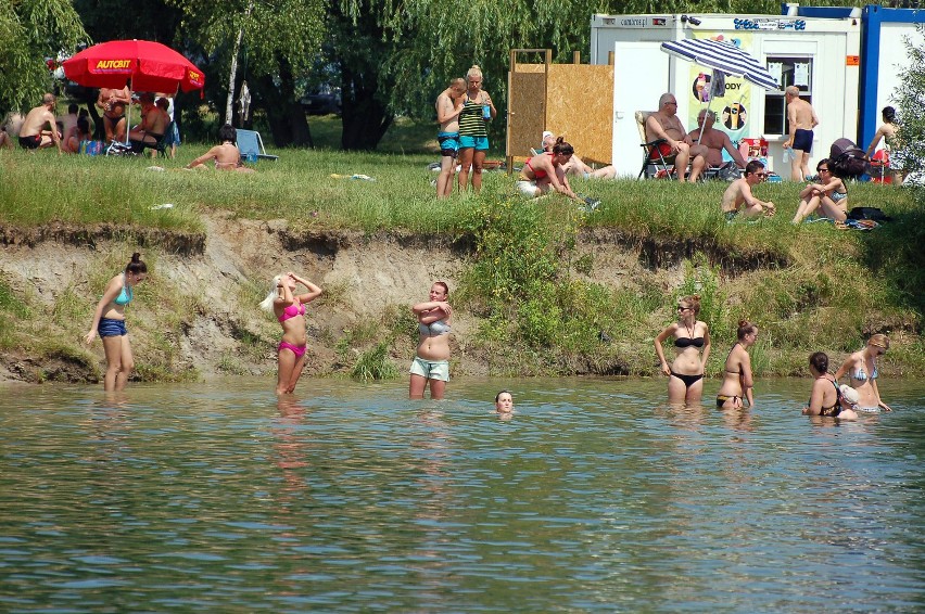 Kraków: mieszkańcy chcą zakazu pływania na Bagrach