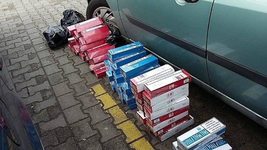 Ponad trzy tysiące paczek papierosów (67.600 szt.) i 14,5 kg...