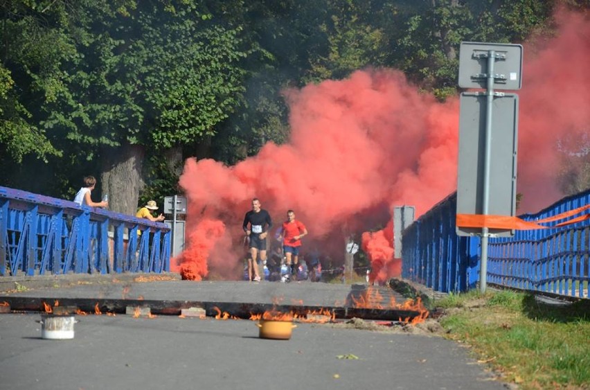 Bieg z przeszkodami w Bledzewie