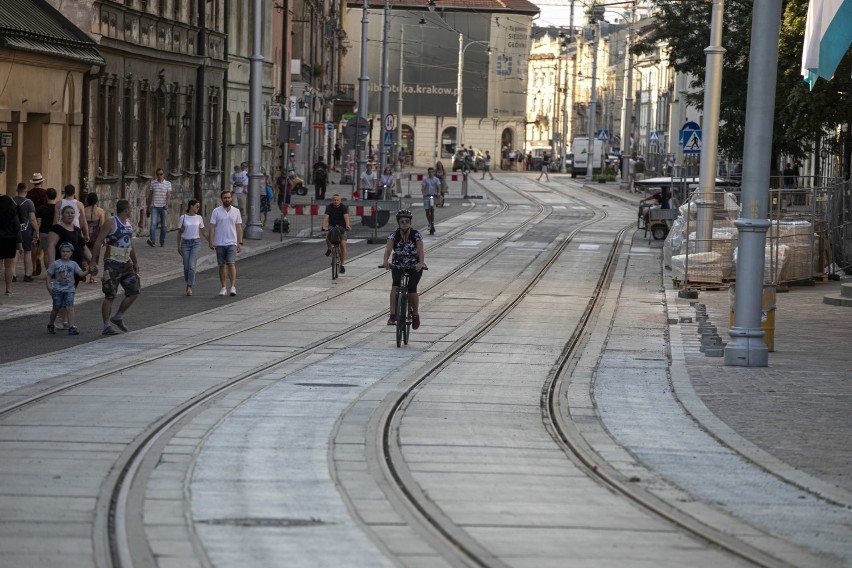 Kraków. Od poniedziałku tramwaje wracają na Krakowską. Na razie odbył się przejazd testowy [ZDJĘCIA]
