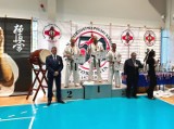 Podium karateków w Sosnowieckiego Klubu Karate na 50. Mistrzostwach Polski Seniorów Karate Kyokushin