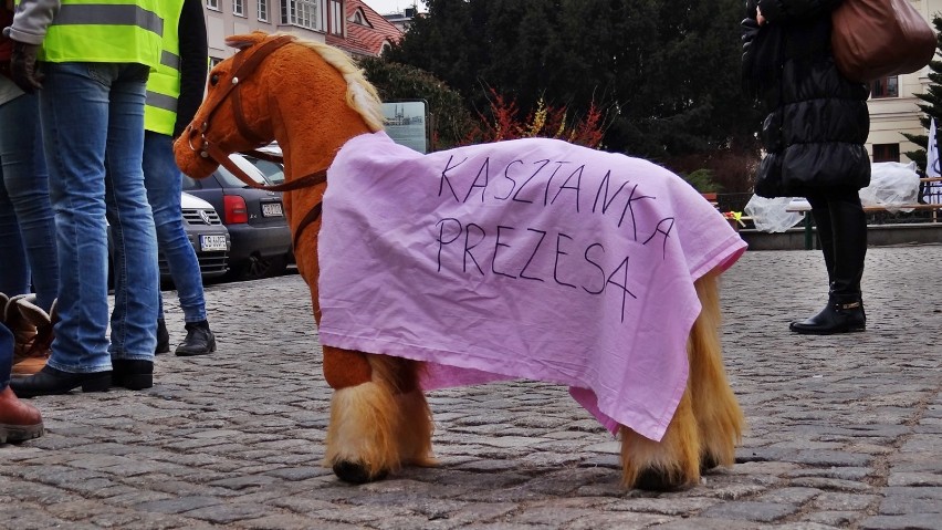 Mieszkańcy informują: Konna manifestacja w Bydgoszcz [zdjęcia, wideo] 