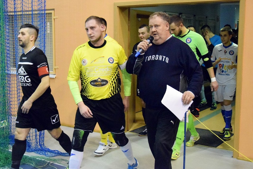 II liga futsalu: BestDrive Futsal Piła pewnie pokonał Solutions Futsal Gostyń i został liderem! Zobaczcie zdjęcia z tego meczu