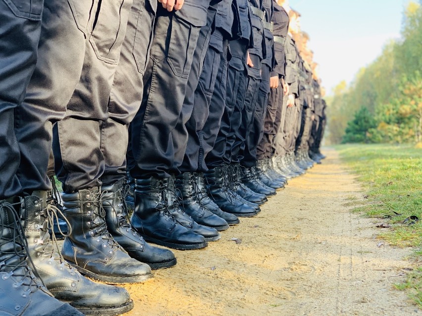 Manewry klas mundurowo-policyjnych ZSP 1 w Radomsku [ZDJĘCIA]