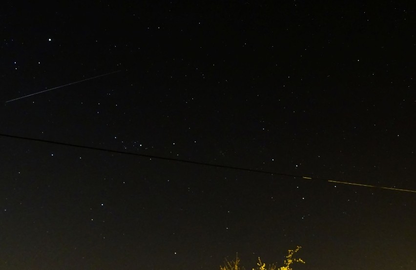 To była noc spadających gwiazd. Deszcz meteorów z roju Lirydów widać było również u nas