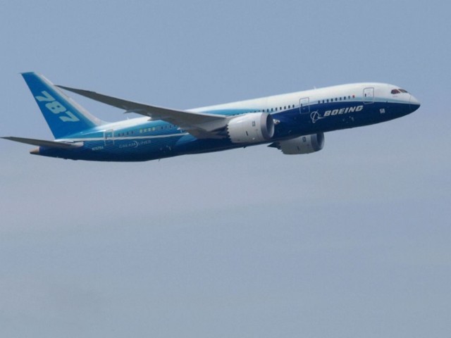 Boeing 787 Dreamliner będzie spalał znacznie mniej paliwa.