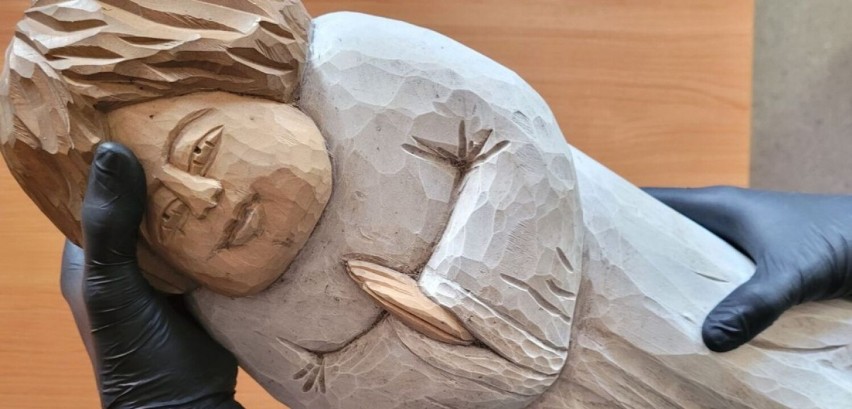 Skradziona w Sopocie figurka Jezusa odzyskana. Złodziejka sama zgłosiła się na policję