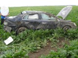 Wypadek w gminie Lichnowy. Po dachowaniu kobieta trafiła do szpitala [ZDJĘCIA]