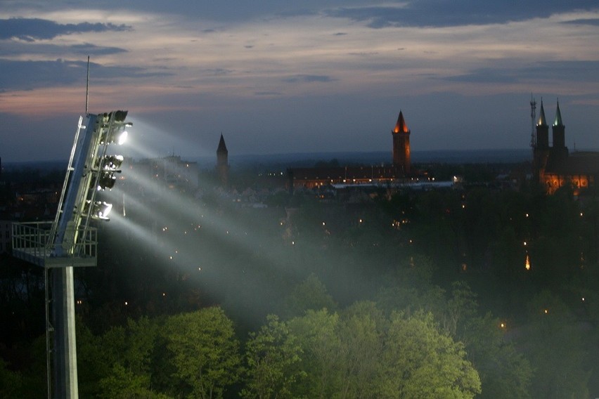 Legnica: Oświetlenie Stadionu Miejskiego (ZDJĘCIA)