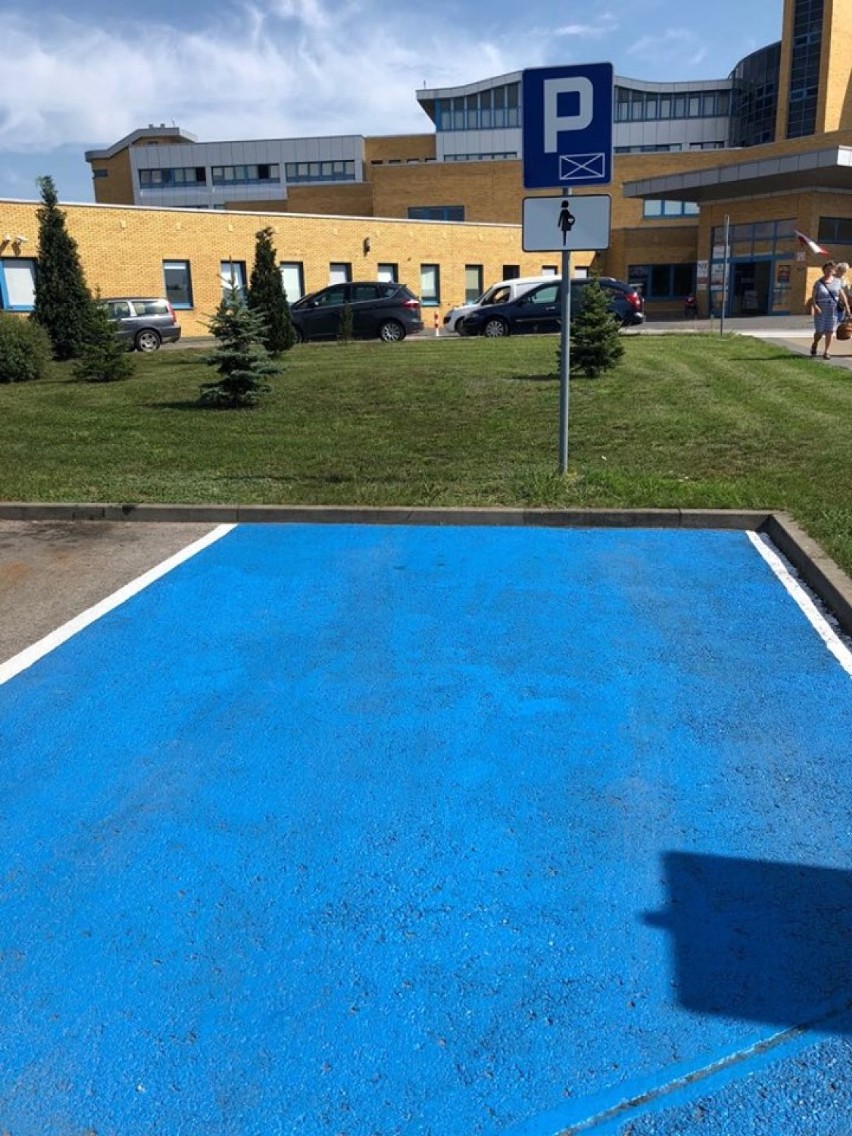 Specjalne miejsce parkingowe dla kobiet w ciąży przy Szpitalu Powiatowym w Radomsku