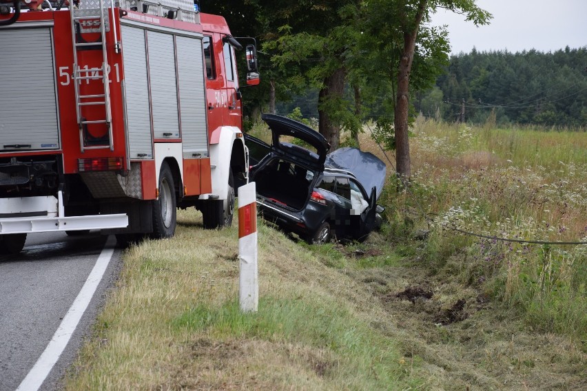 Poważny wypadek na DK11 koło Szczecinka. Wielki korek [zdjęcia]