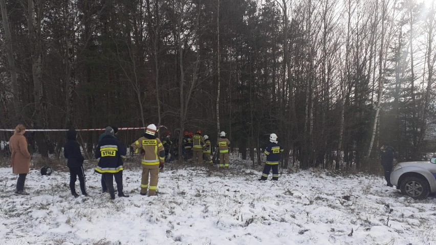 Tragedia w powiecie tarnowskim. 59-letni mężczyzna utopił się w studni w Rzepienniku Strzyżewskim. A akcji straż pożarna i policja [ZDJĘCIA]
