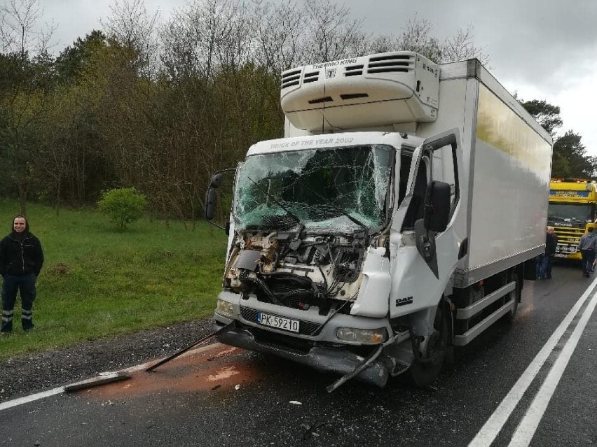 Wypadek na DK 12 między Sulejowem a Przygłowem - zderzenie...