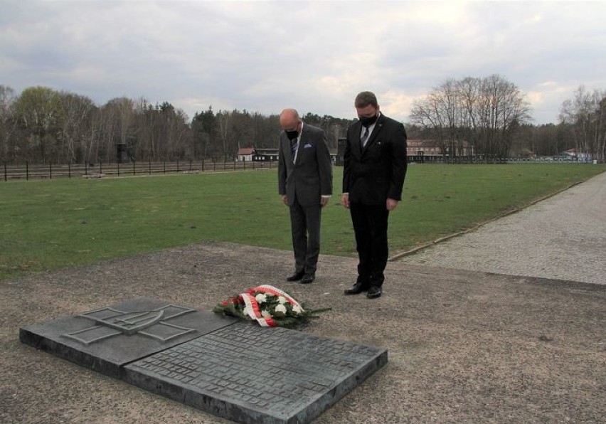 76. rocznica ewakuacji morskiej więźniów z obozu Stutthof. Rejs ,,barkami śmierci"