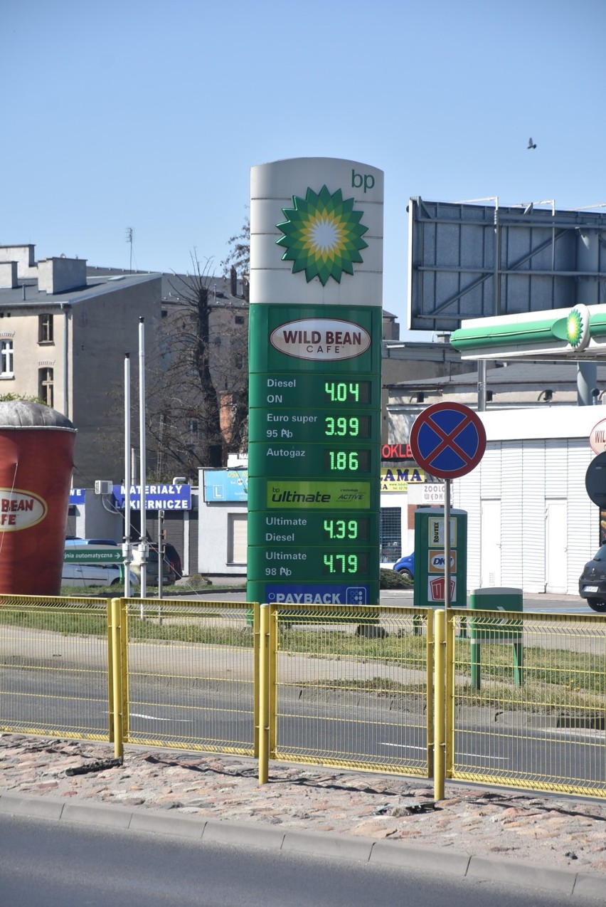 Ceny paliw w Kaliszu. Bezołowiowa "95" nawet poniżej 3,5 zł ZDJĘCIA