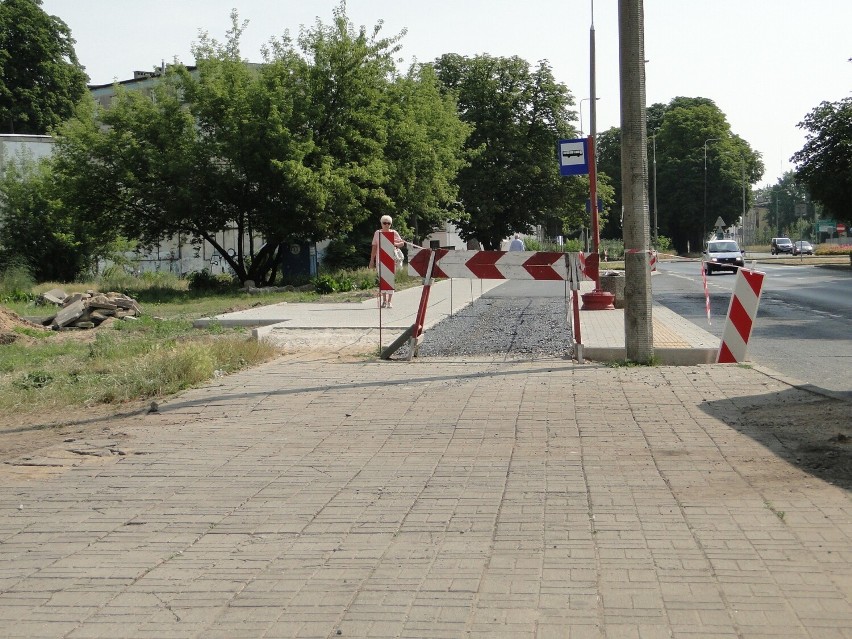 W Radomiu trwa budowa ścieżki rowerowej od ronda Mikołajczyka do ulicy Traugutta. Sprawdziliśmy postęp prac. Zobaczcie zdjęcia