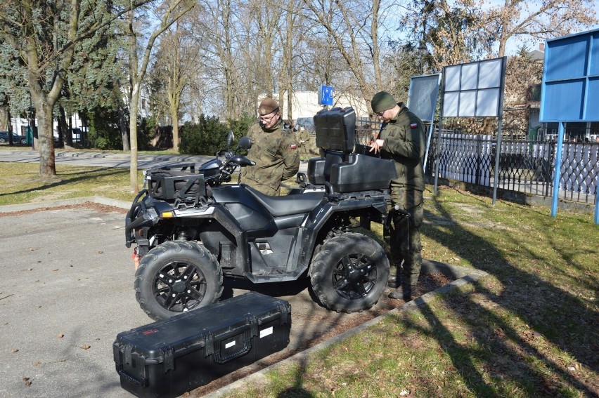 Tego gdzie indziej nie zobaczycie! Najnowszy sprzęt wojskowy na targach w Skierniewicach