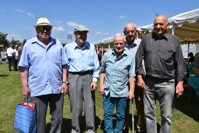 Najstarsza gwardia Prosny Kalisz: Zenon Matlak (rocznik 1930!), Władysław Kranc (r. 1931)), Wojciech Rzeźnicki (r. 1937), Zdzisław Kibler (r. 1932), Hieronim Tarasiewicz (r. 1938).