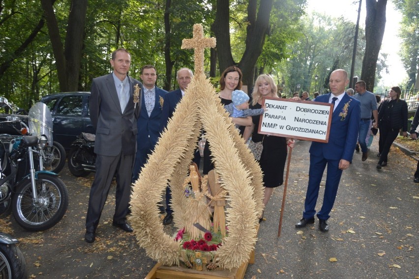 Dożynki diecezjalne na Górze św. Anny. Rolnicy dziękowali za plony