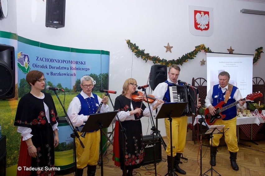Smaczne tradycje na świątecznym spotkaniu w ZODR Barzkowice [zdjęcia, wideo]