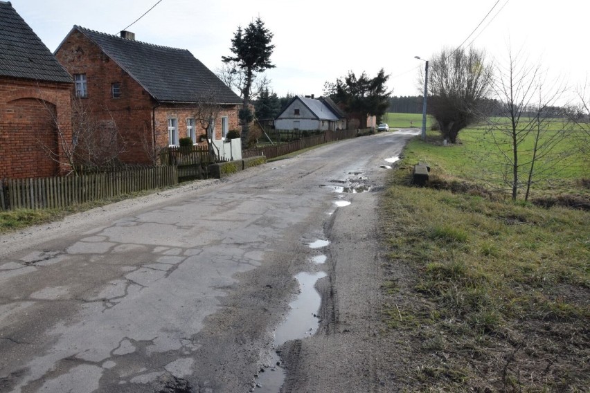 Powiat planuje remont drogi w Robaczynie w gminie Śmigiel