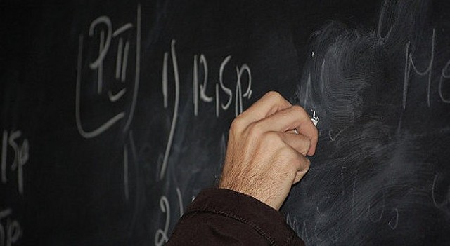 Na Mazowszu zwolnienia nauczycieli mogą objąć nawet 1000 pedagogów.