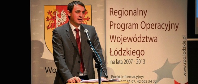 Dyrektor Departamentu Polityki Regionalnej  Artur Stelmach podsumuje wdrażanie funduszy  w regionie