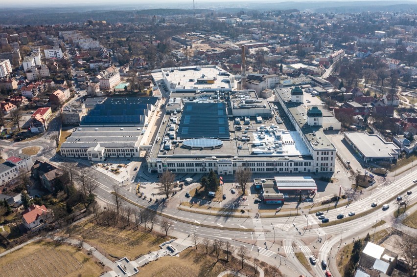 Tak Focus Mall w Zielonej Górze wygląda z lotu ptaka. warto...