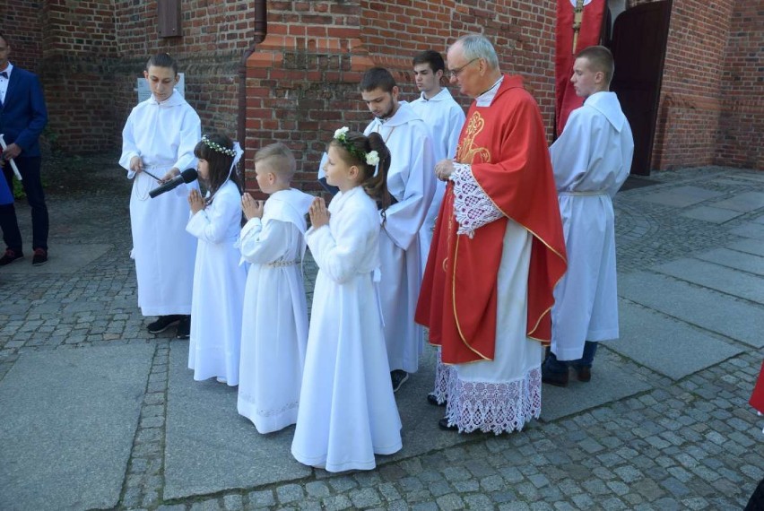 Pierwsza Komunia Święta w kościele farnym w Gnieźnie [FOTO]