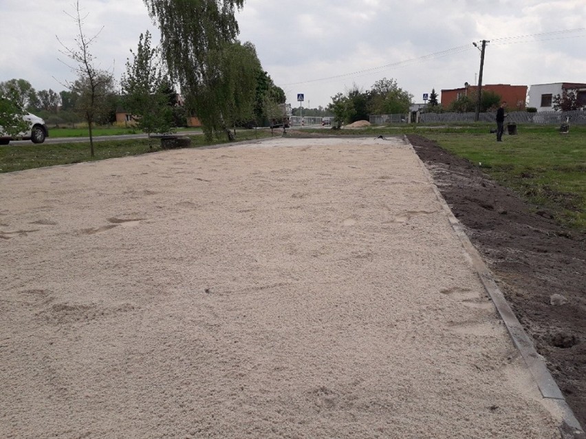 Otwarte Strefy Aktywności w gminie Kłecko: trwają prace nad budową