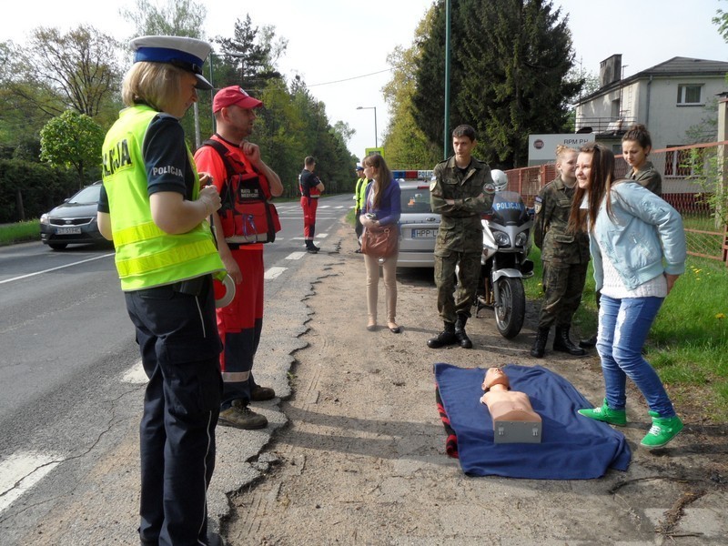 Lubliniec: Policja, ratownicy medyczni i mundurówka kontrolowali kierowców