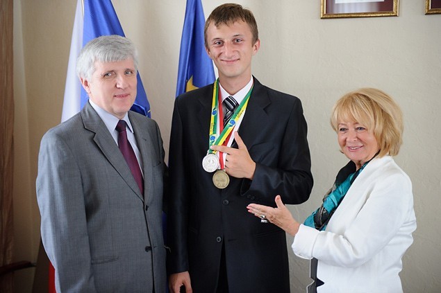 Srebrny medalista otrzymał gratulacje od władz miasta