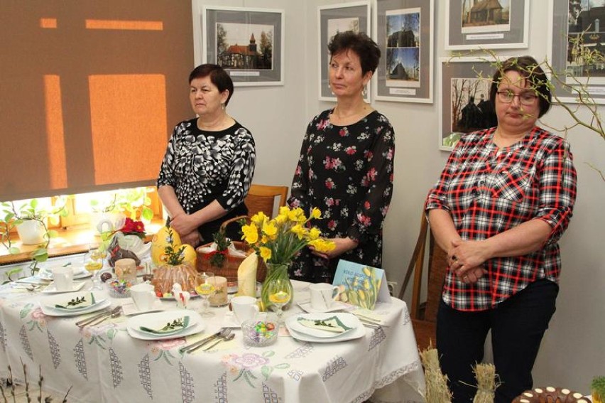 W Biurze Promocji i Turystyki Urzędu Miejskiego w Wolsztynie otwarto XV Jubileuszową wystawę "Stoły Wielkanocne"