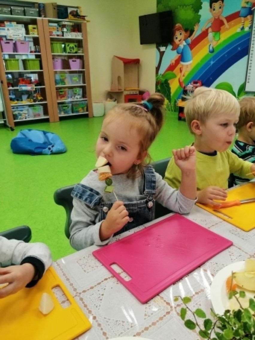 Przedszkolaki z Dobroszyc jedzą zdrowo i kolorowo