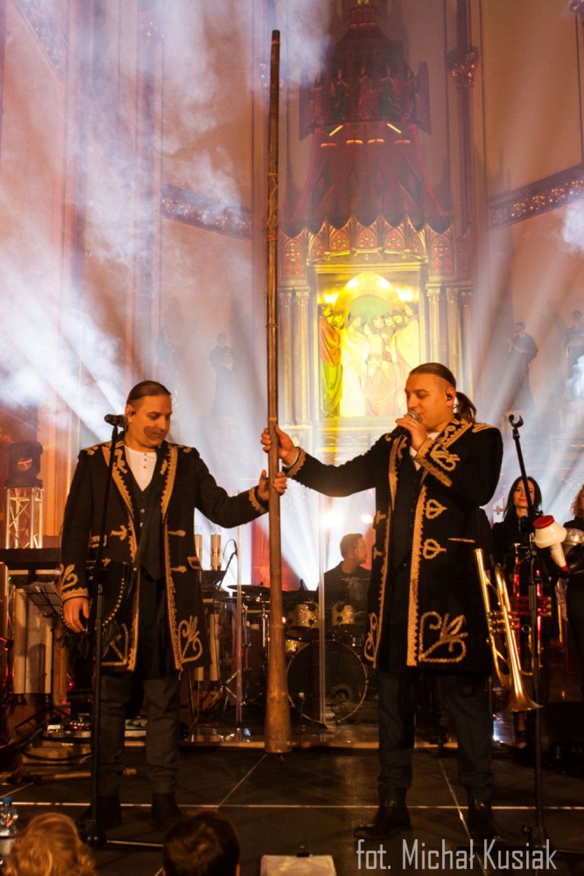 Koncert kolęd Golec uOrkiestry w Sosnowcu. Kościół św. Tomasza pękał w szwach [ZDJĘCIA, WIDEO]