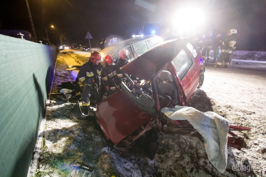 Wypadek w Nowym Dworze Elbląskim. Pijana matka przewoziła...