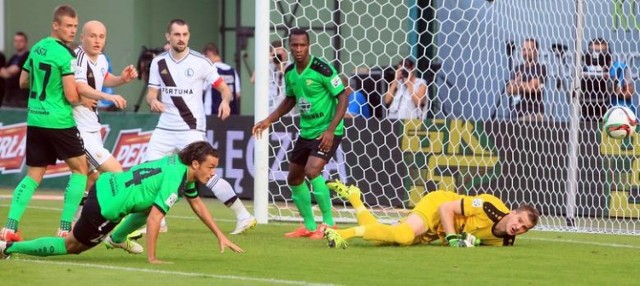 Górnik Łęczna grał z Legią w niedzielę. Na swoim stadionie. Czytaj więcej i oglądaj zdjęcia:  Górnik - Legia. Niespodzianki nie było. Łęcznianie przegrali mecz o fotel lidera