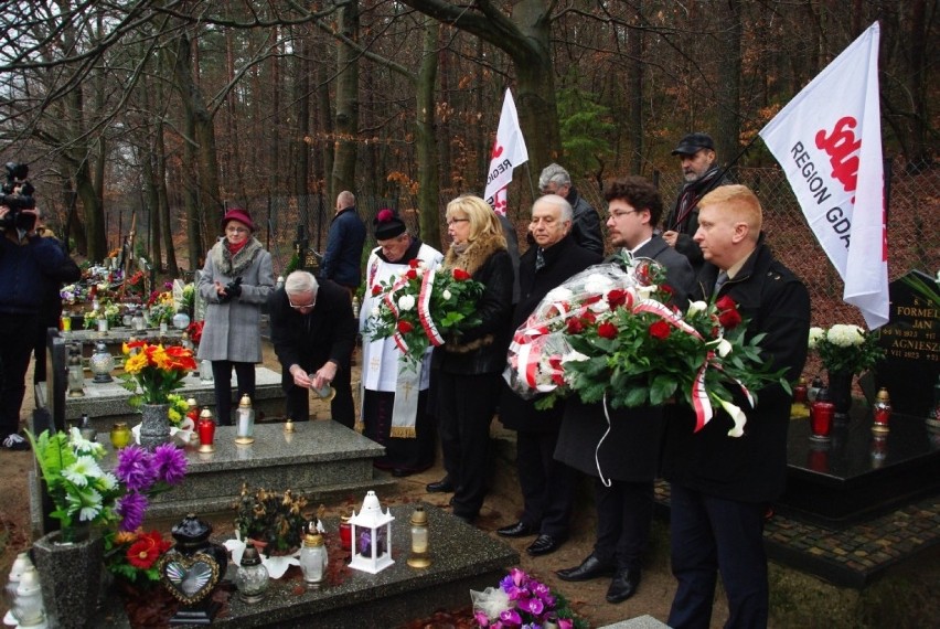 Upamiętnili ofiary grudnia 70 w Wejherowie